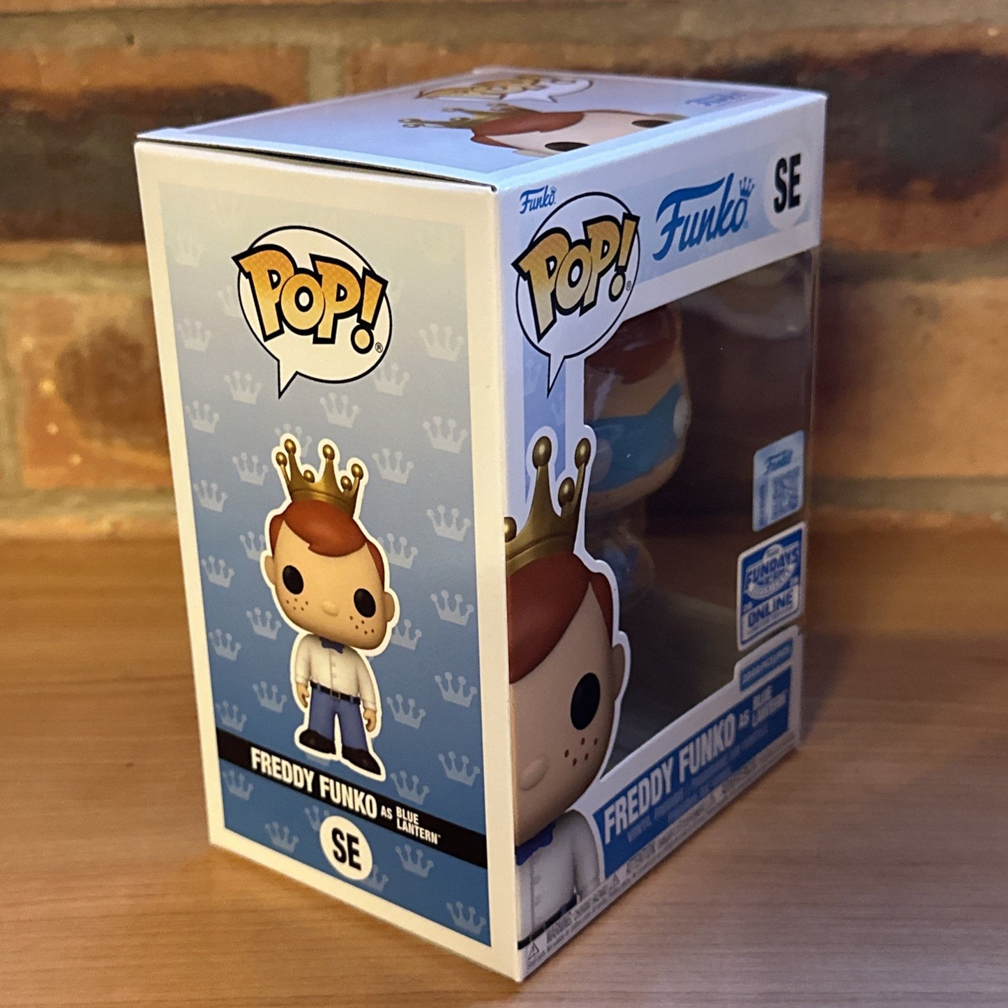 Freddy Funko As Blue Lantern Fundays 2025 Exclusive LE2000 Funko Pop W/protector