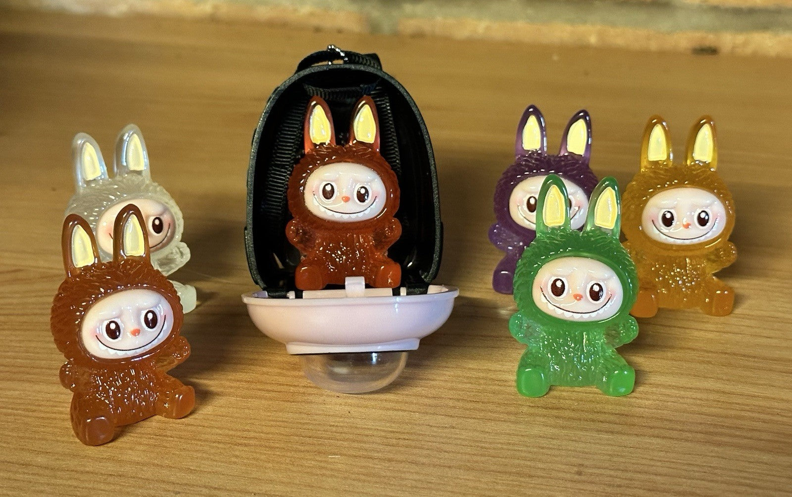 1Pc Labubu Mini Pink Carry Case With Glow Mini DOLL For Plush 17 Cm Dolls