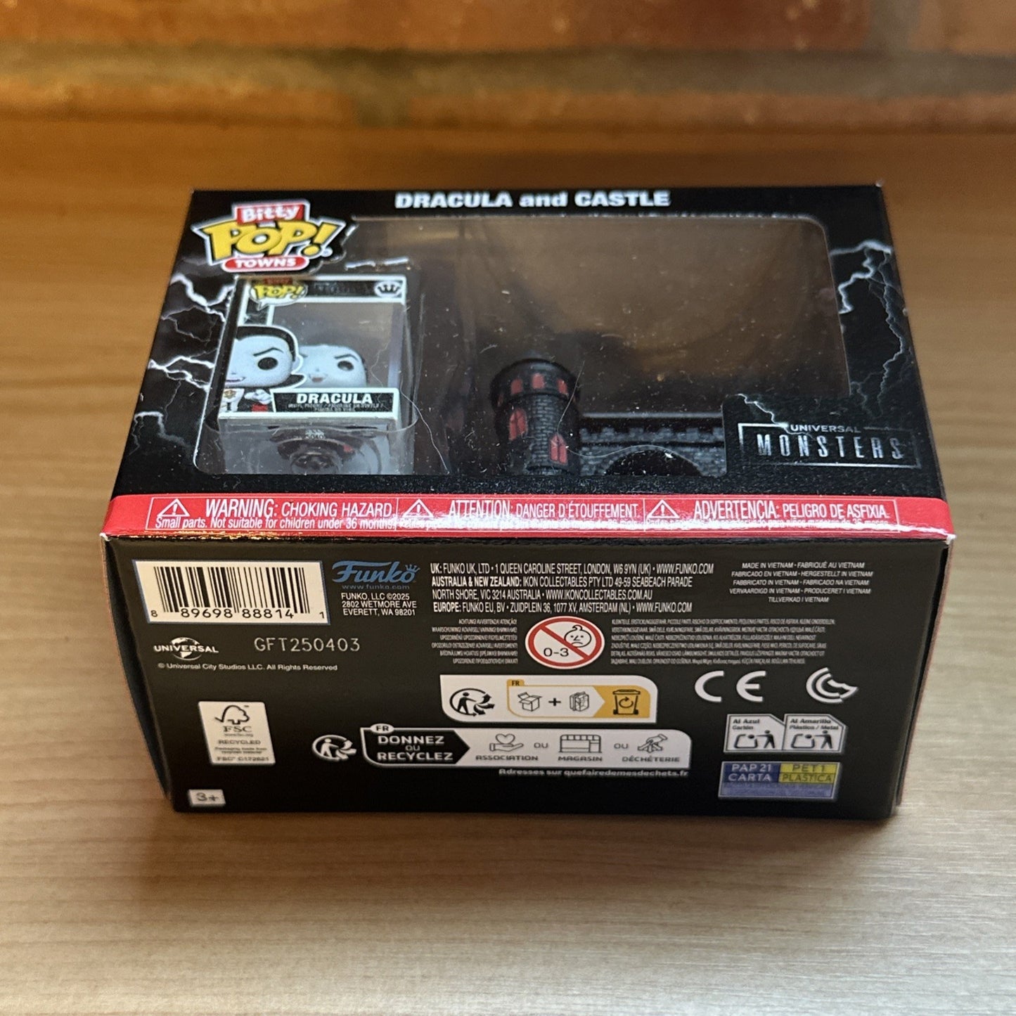 Funko Pop! Universal Monsters Dracula's Castle Dracula Bitty Pop! Town In Stock