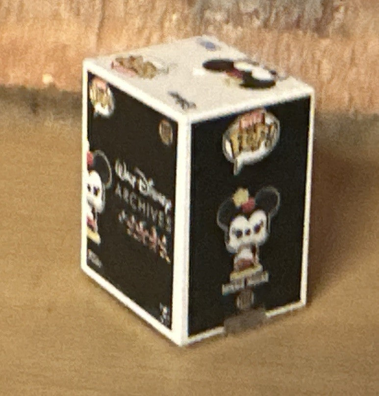 Funko Bitty Pop Disney - Minnie Mouse Archived Mini Collectible Gift 1112 Pop2