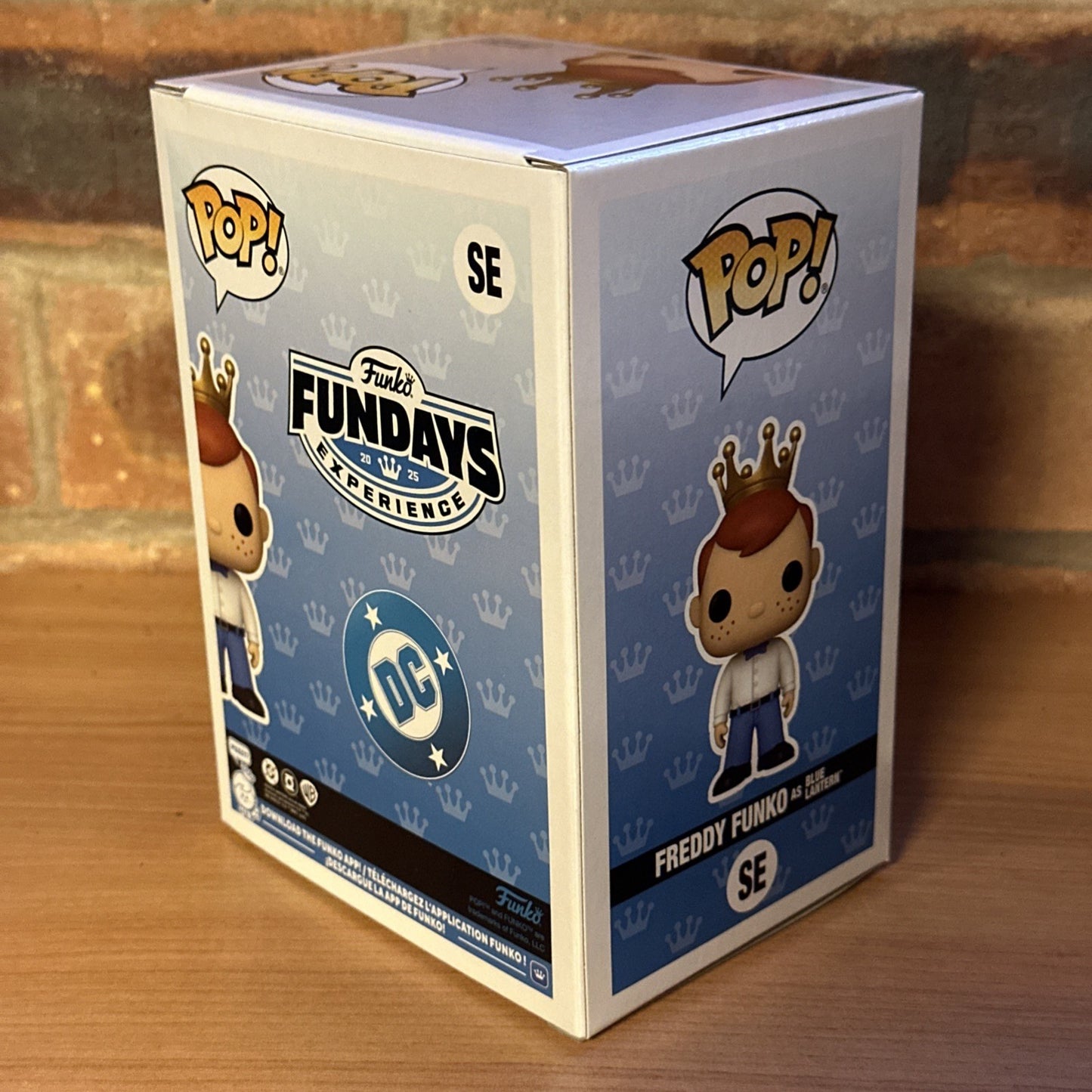FUNKO FUNDAYS QUEST FOR THE GRAIL 2025 FREDDY AS BLUE LANTERN LE500 Translucent