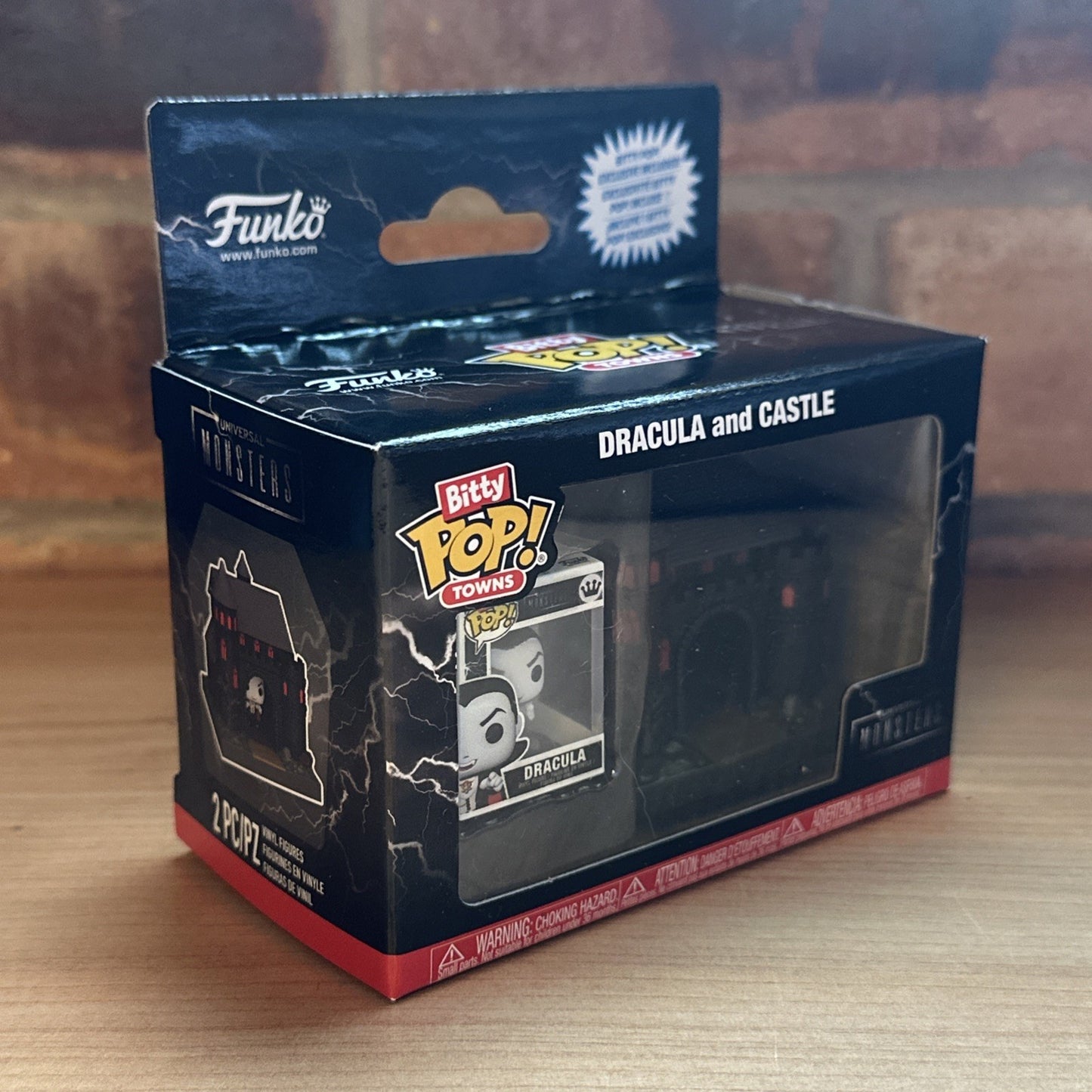 Funko Pop! Universal Monsters Dracula's Castle Dracula Bitty Pop! Town In Stock