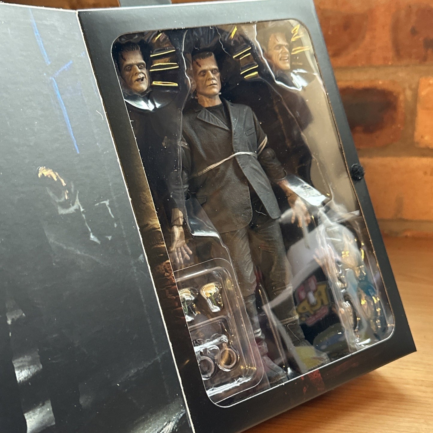 NECA Universal Monsters Boris Karloff Ultimate Frankenstein’s Monster Colour