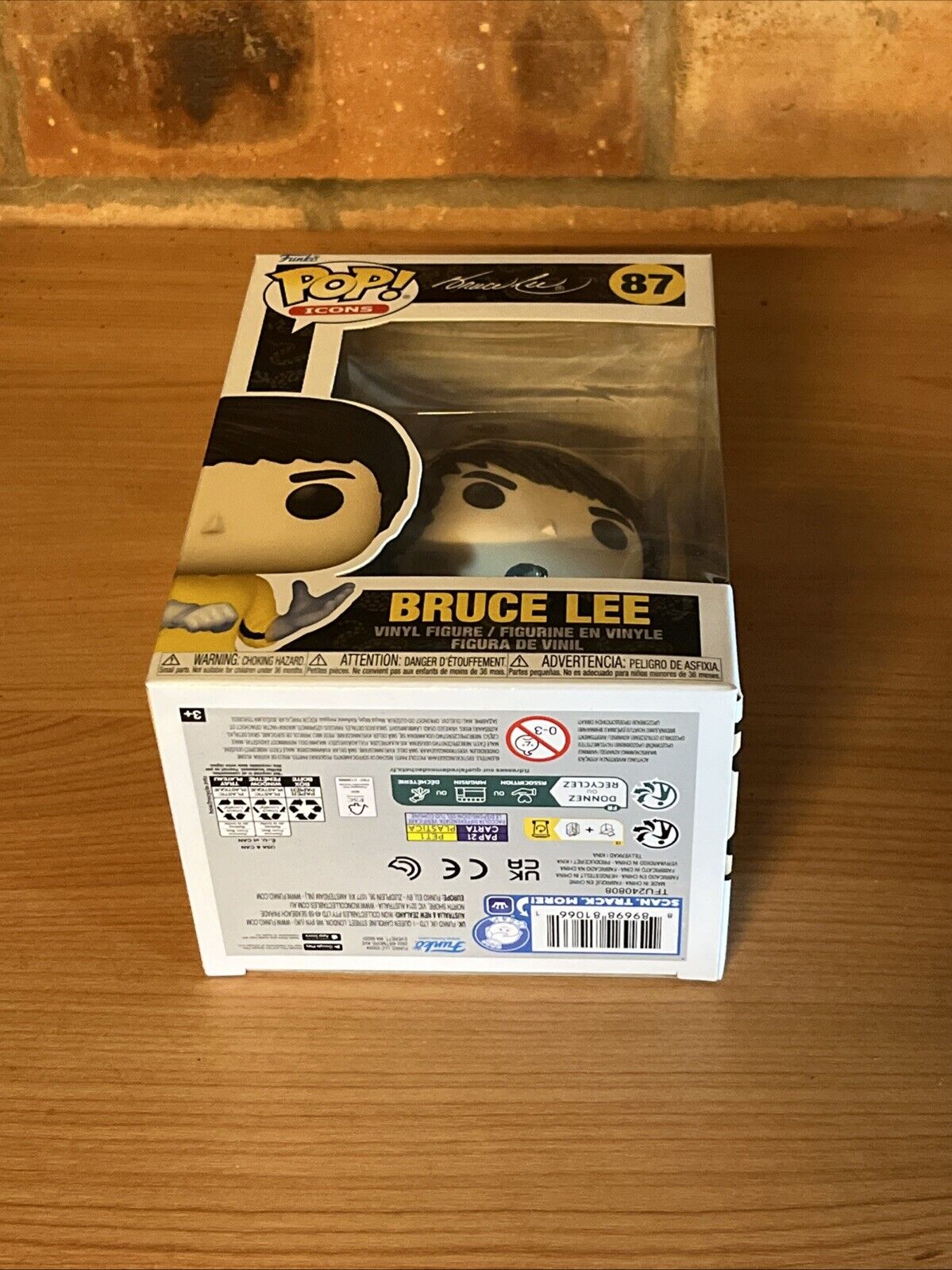 FUNKO POP! BRUCE LEE #87 Cult King Fu Movie Legend In Stk Now Enter - SOScollectible