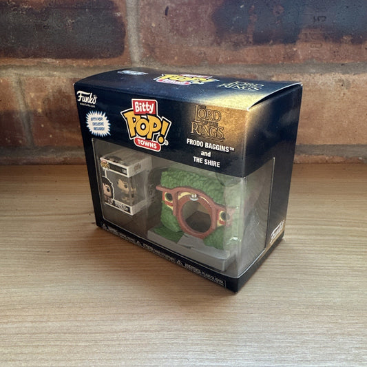 Funko Bitty Pop! Town LOTR: Frodo Baggins and The Shire Bittyverse Rings