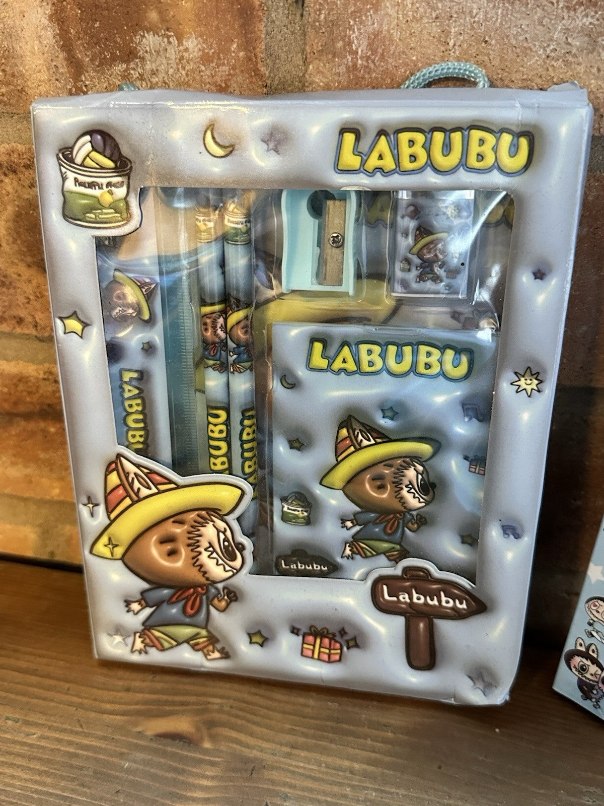 Labubu Xmas Gift Pencil Case Back To School Stationary Gift Set & boxed Pen2