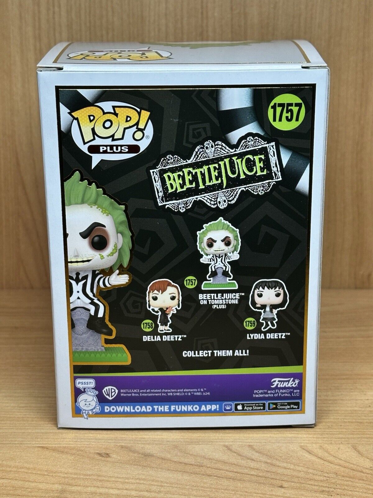 Funko Beetlejuice on Tombstone GITD Pop! Ltd Ed Exc Glow Cult In Stock Now