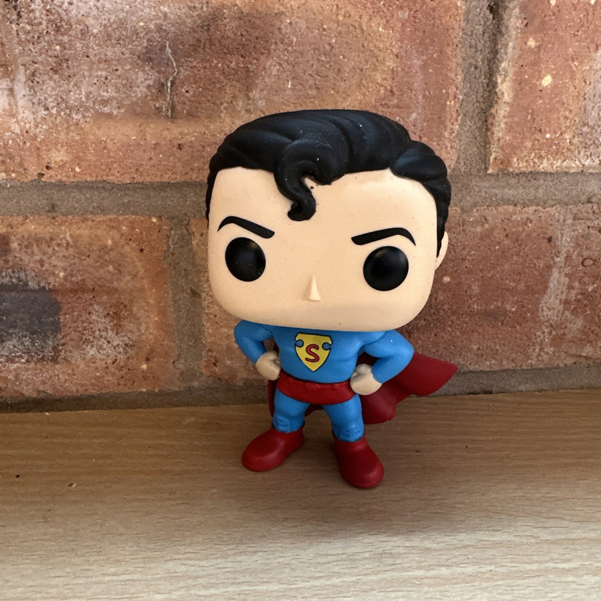 Funko Pop! Vinyl: DC Universe - Classic Superman - Comic Covers #1 Loose Oob0