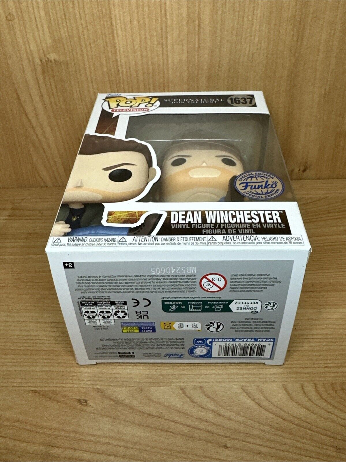 Supernatural Dean Winchester Eye of Tiger Mystery Box + 3 Exc Funko Pops #1637