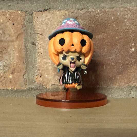 Tony Tony Chopper ONE PIECE Figure HALLOWEEN  Size 7cm Cult Anime Vinyl0