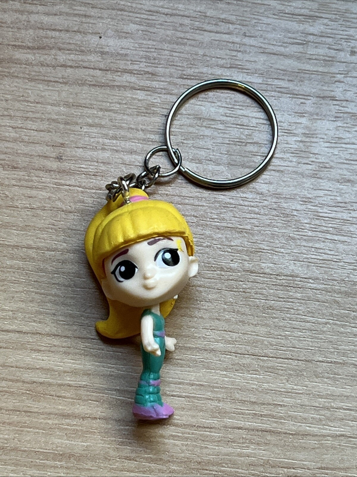 Toy Story Characters DAISY Lotso Alien Cartoon Doll Key Pendant Keyring gift bag0