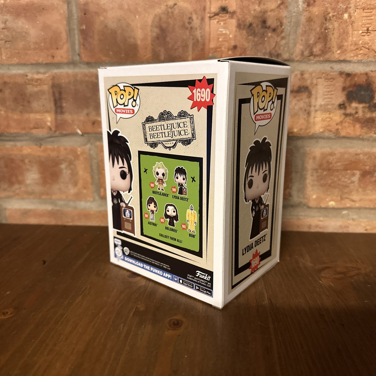 Beetlejuice 2 Lydia Deetz with TV Funko Pop! Vinyl Figure #1690 New Bj3