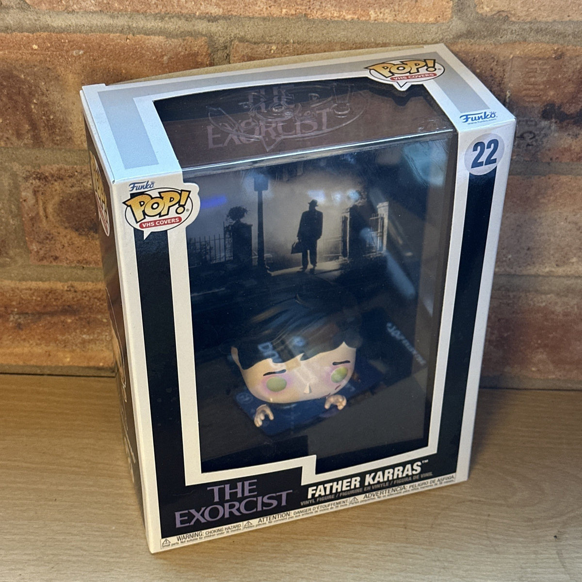 FUNKO POP! VHS Cover: The Exorcist - Damien Karras Cult Horror Figure1