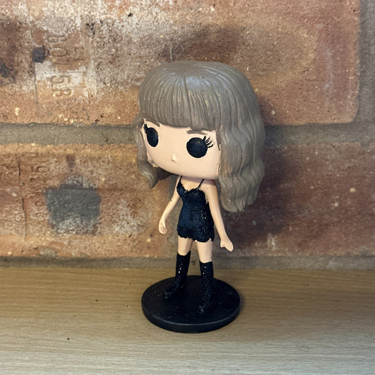 Taylor Swift Black Dress Resin Figure Doll Decor Item Pop Music Merch Singer0