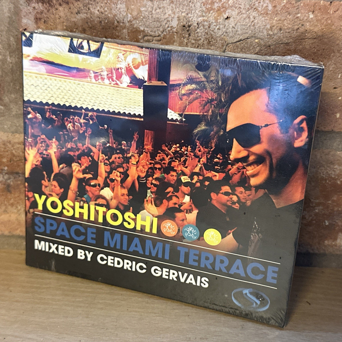 VARIOUS ARTISTS SPACE MIAMI TERRACE SEALED CD Yoshitoshi Mixed Cedric Gervais0