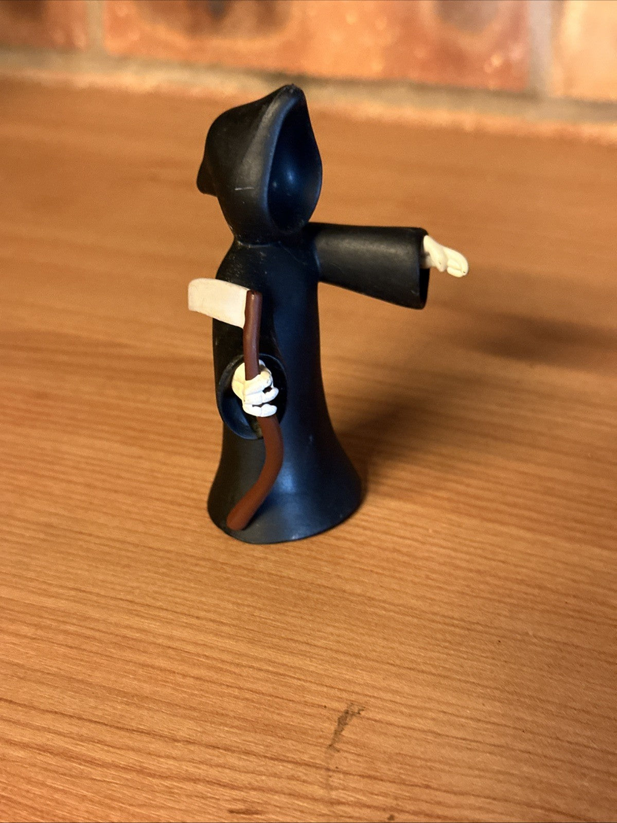 Family Guy Fox Figures Death Reaper With Scythe 9cm Vinyl Gift Boxed Cult