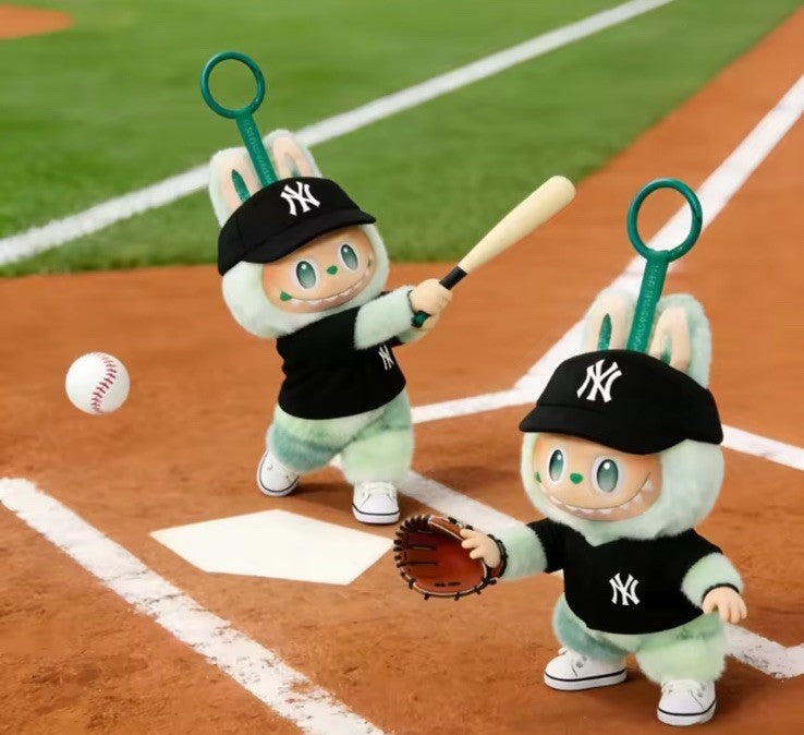 Labubu New York Yankees Set hat shirt baseball Clothes Gift Theme  NO DOLL1