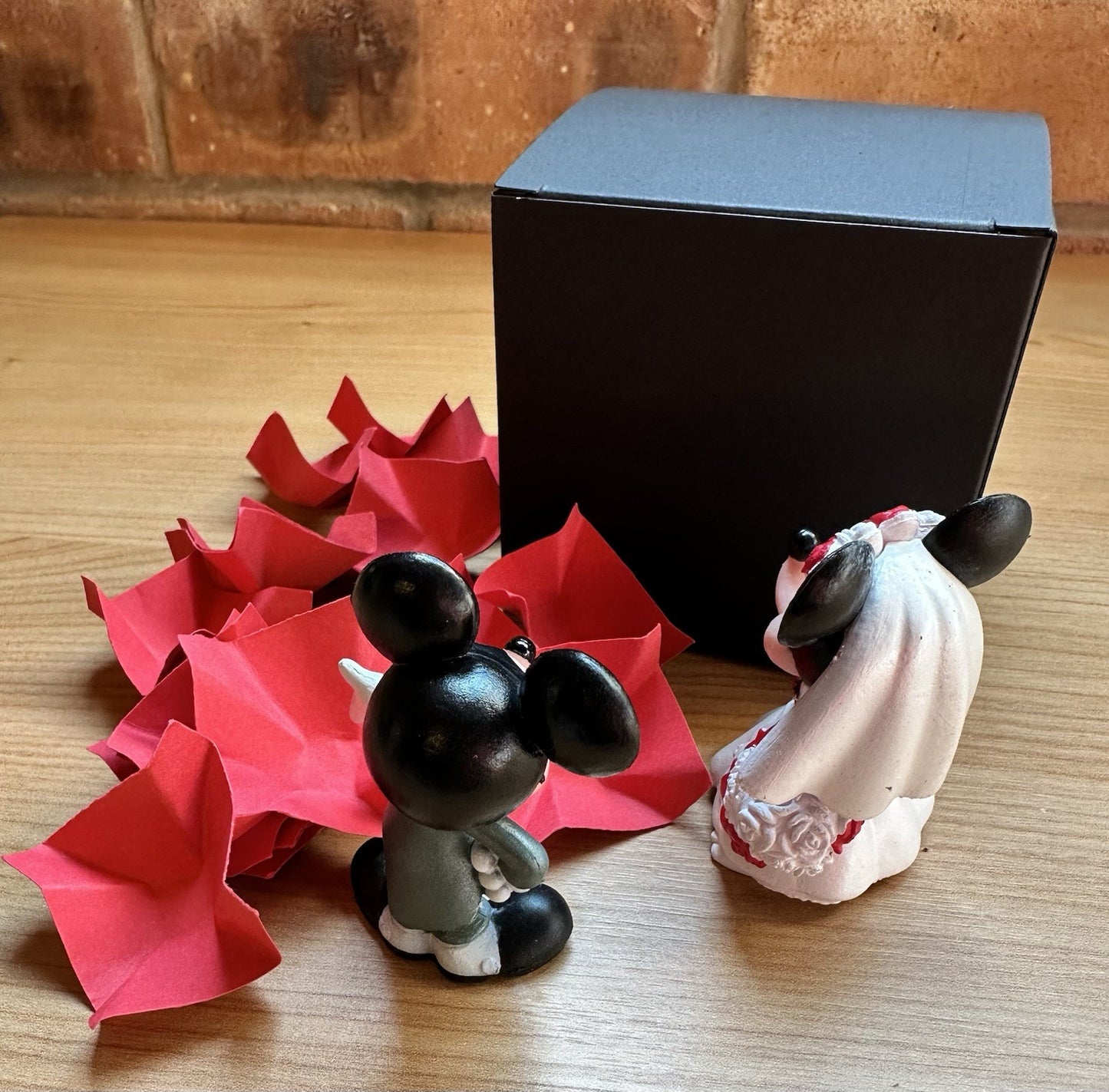 Disney Mickey And Minnie Mouse Bride & Groom Wedding Cake Topper Gift Boxed 7cm