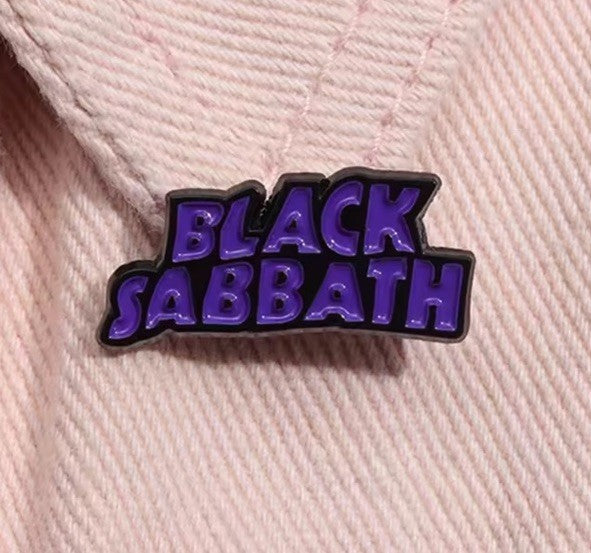 Black Sabbath Rock Band Logo Pin Badge - UK Seller0
