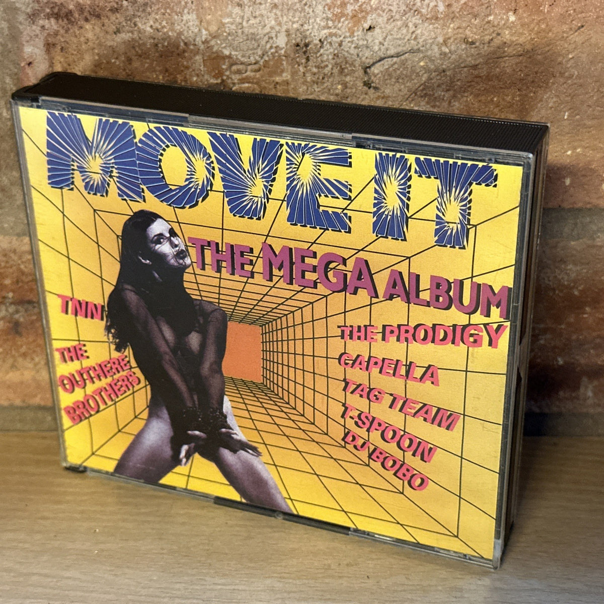 Various - Move It - The Mega Album 2x Mint CD, Comp Rare Remixes Rave 90’s0