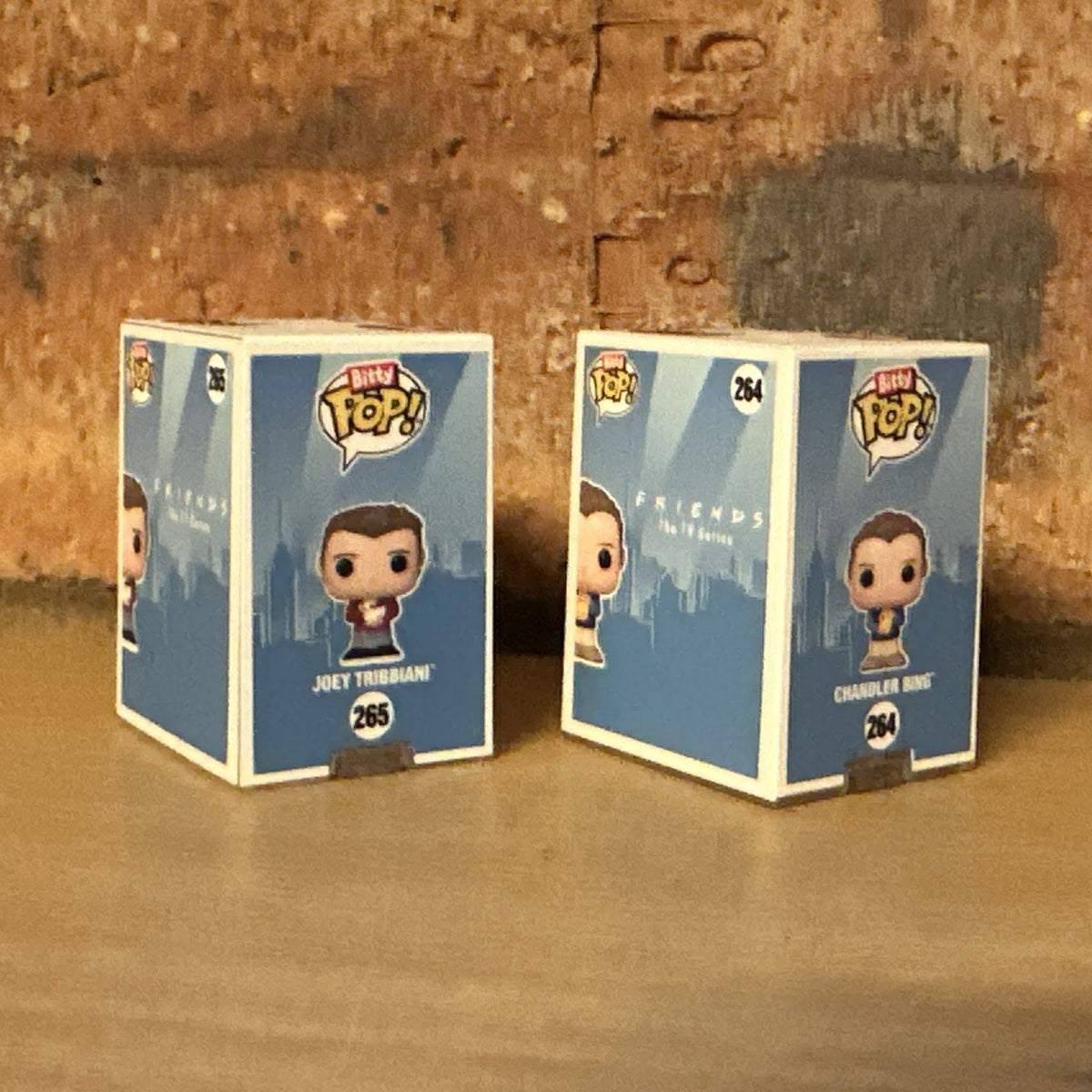 BITTY Chandler & Joey w/ Chick & Duck Friends 1" Funko Pops #264 Perry Bing #2652