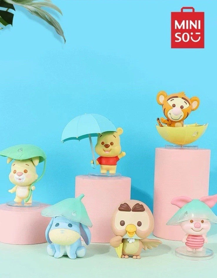 MINISO  RABBIT Confirmed  Winnie The Pooh Series Rainy Season Blind Box Figure2