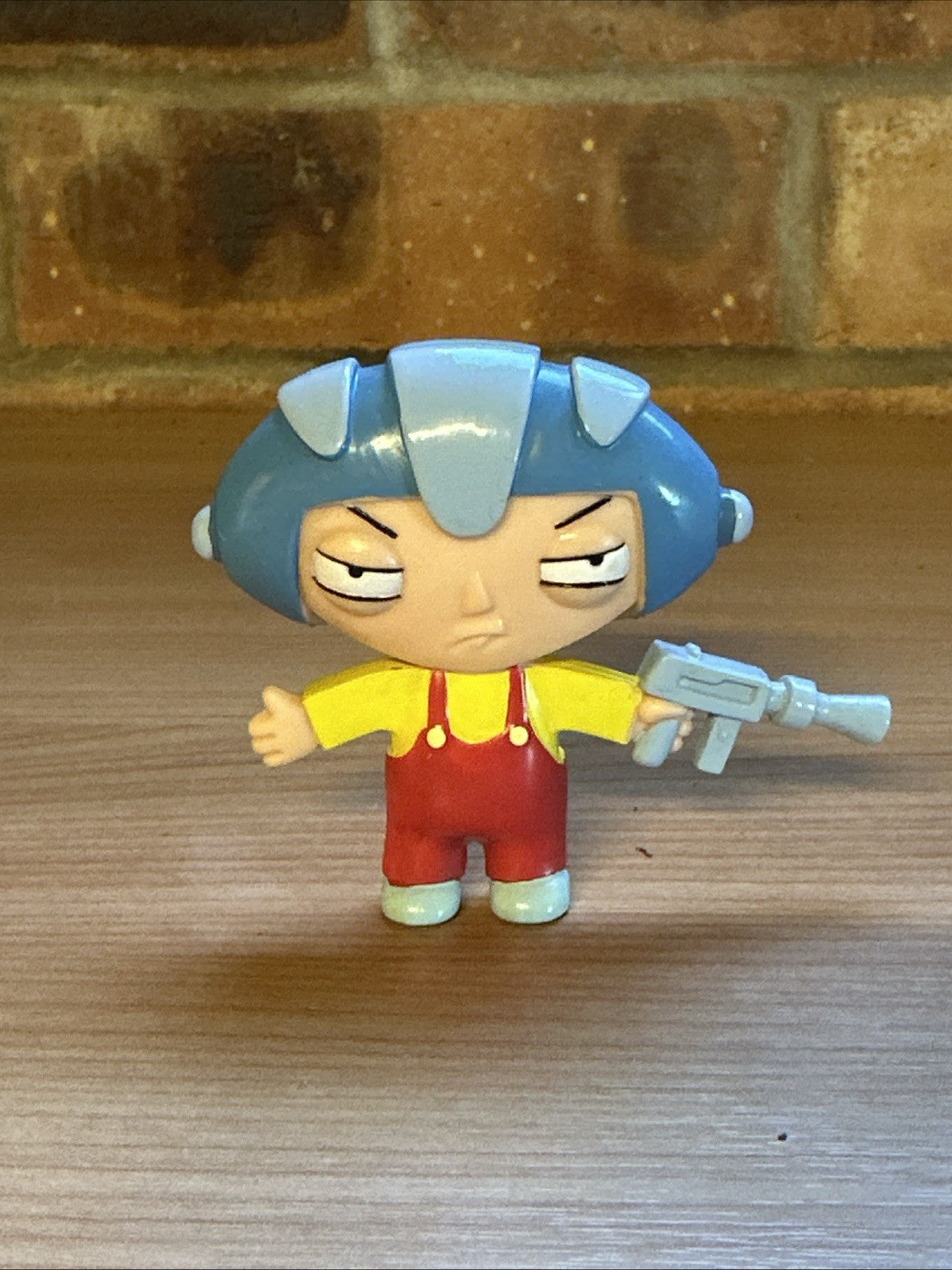 Family Guy Fox Figures Stewie Griffin Ray Gun Cult 8cm Vinyl Gift Boxed Cult