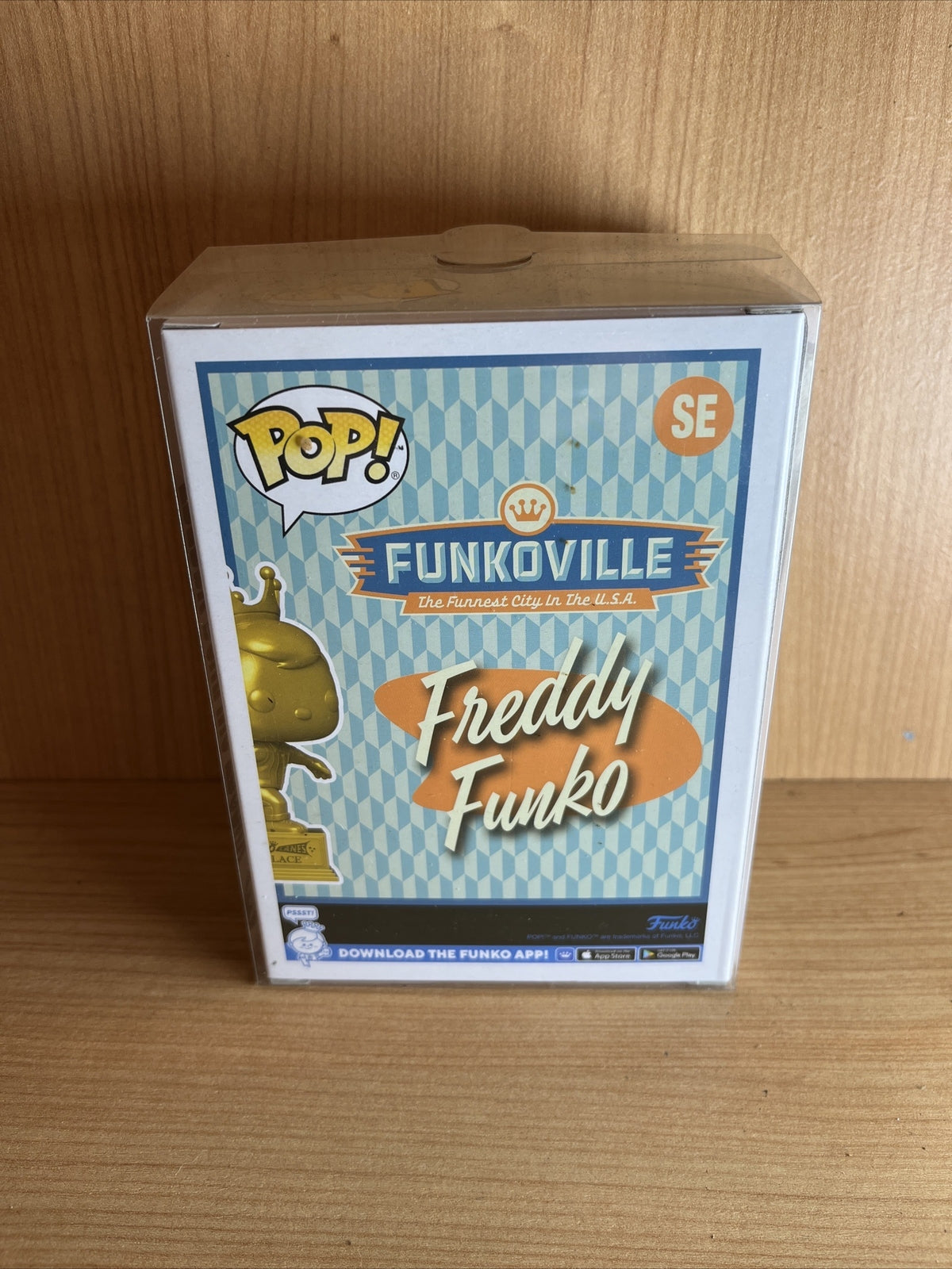 Funko Freddy Bowling Trophy Figure Summer Convention 2023 Pop Funkoville3