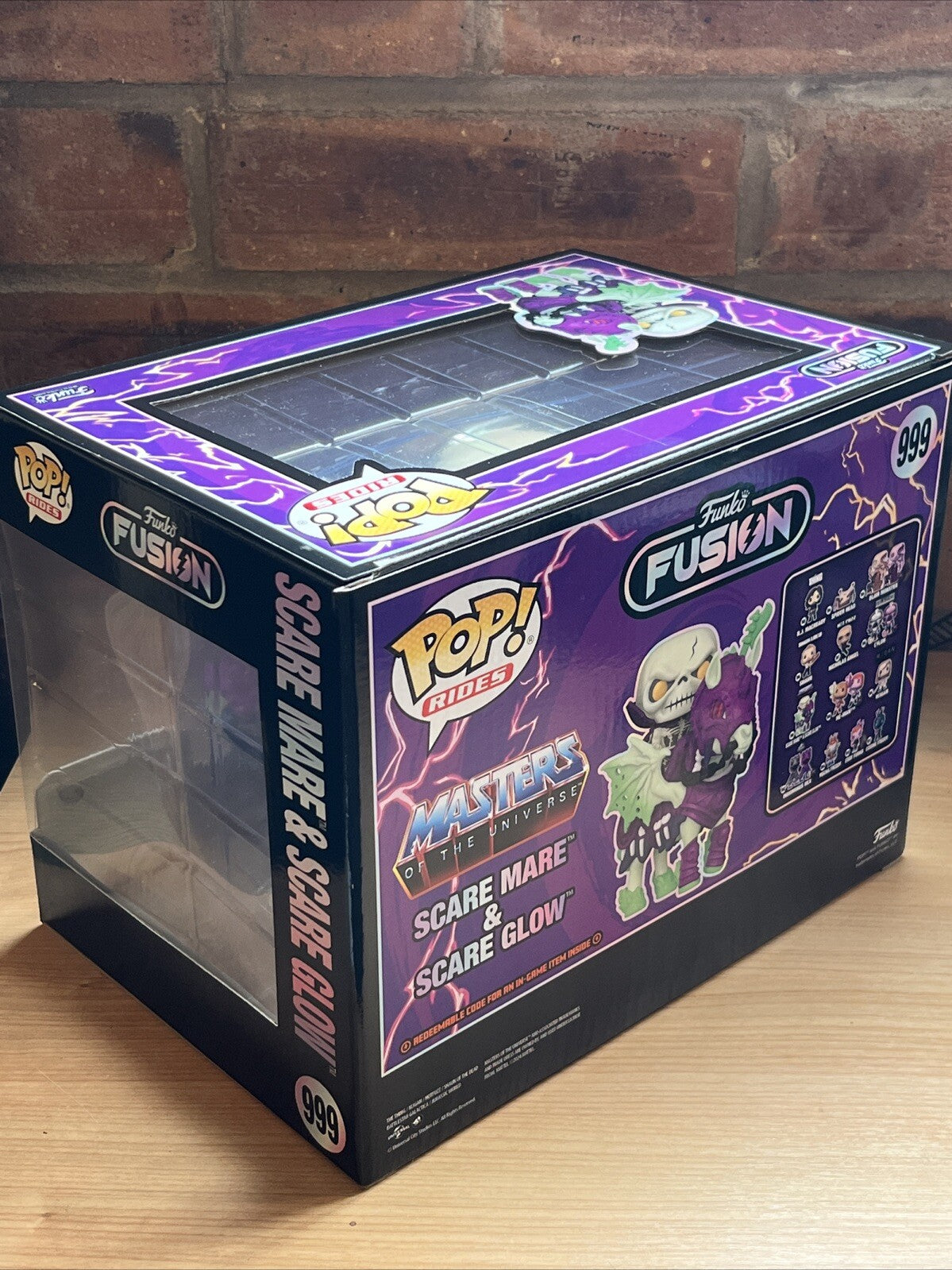 Funko Fusion Scare Mare & Glow Masters of the Universe He-man Skeletor Figure3