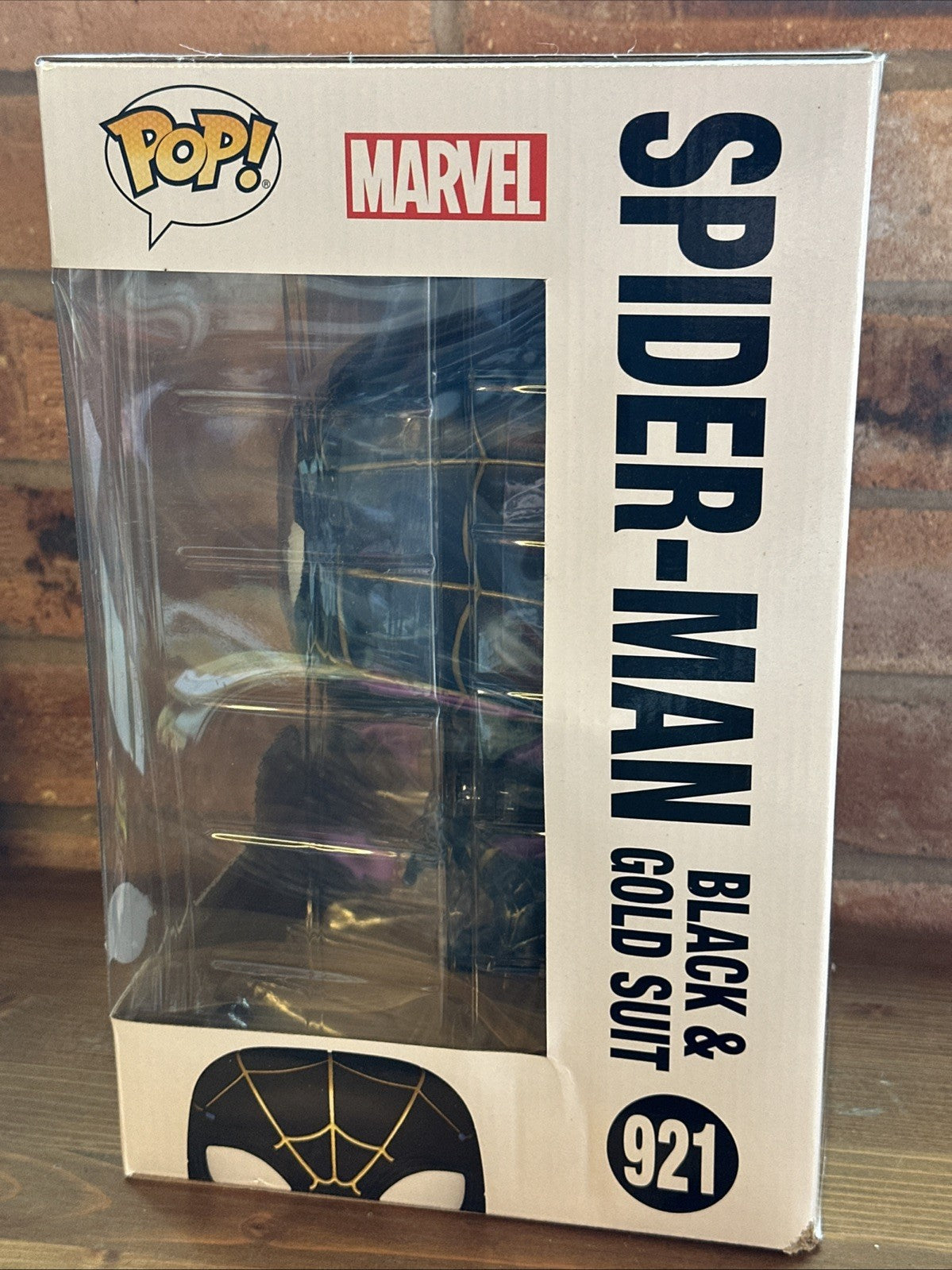 Funko Pop Spider-Man Black & Gold Suit 10 Inch Exclusive # 921 Side Damage1
