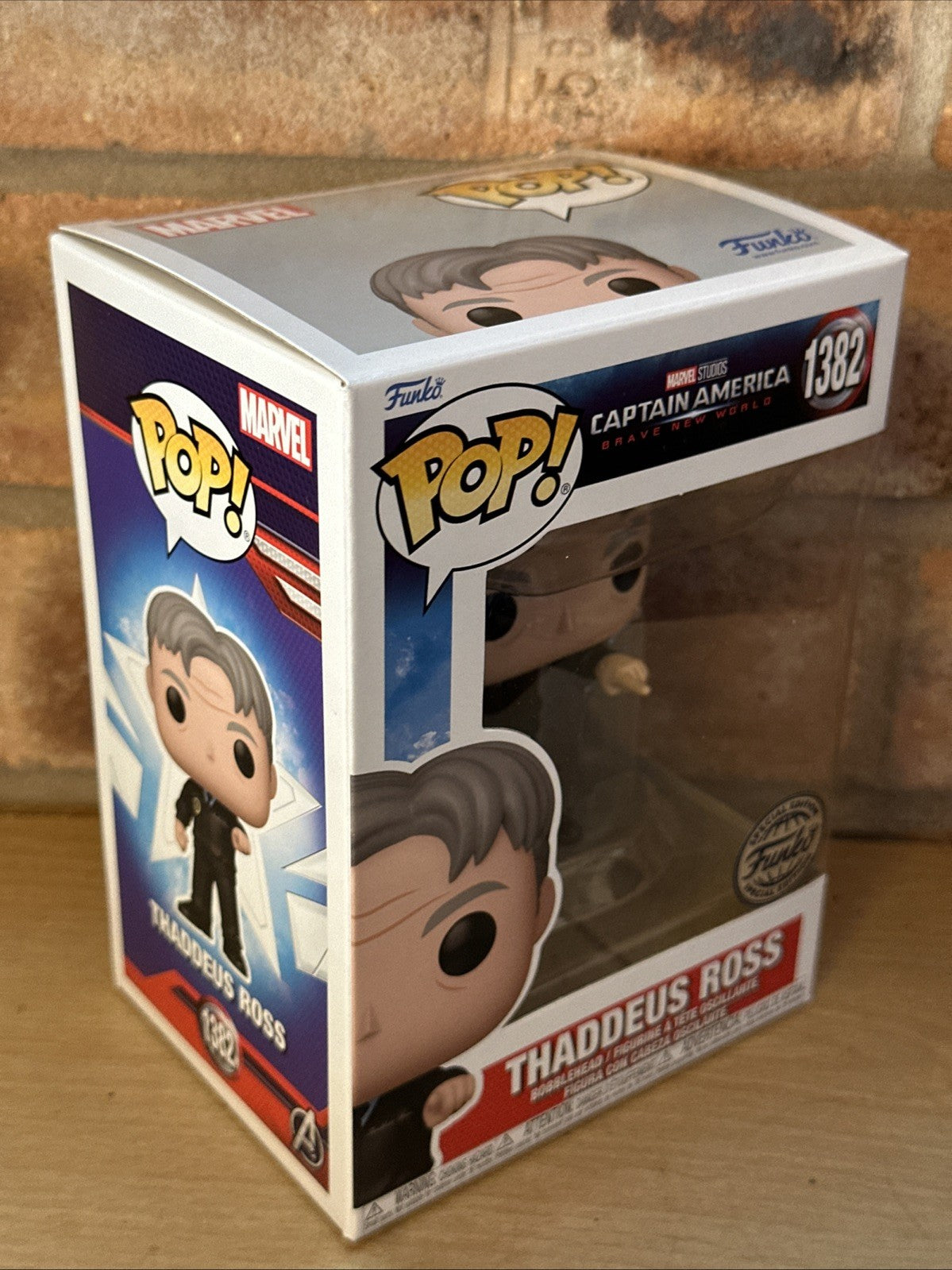 Funko Pop Marvel Thaddeus Ross 1382 Captain America Exclusive Vinyl Figure New1