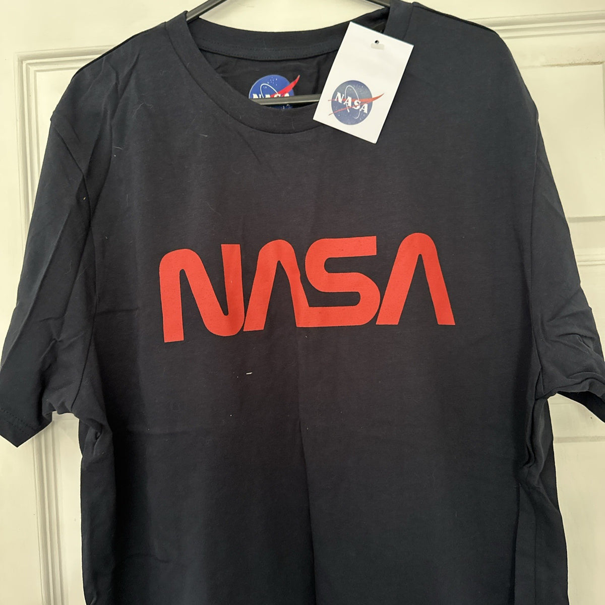Mens NASA Dark Blue Red Logo T-Shirt space science cool New Medium1