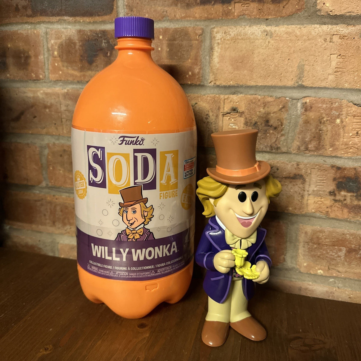 Funko Vinyl Soda Bottle Willy Wonka 2023 NYCC Convention Limited Edition NEW2