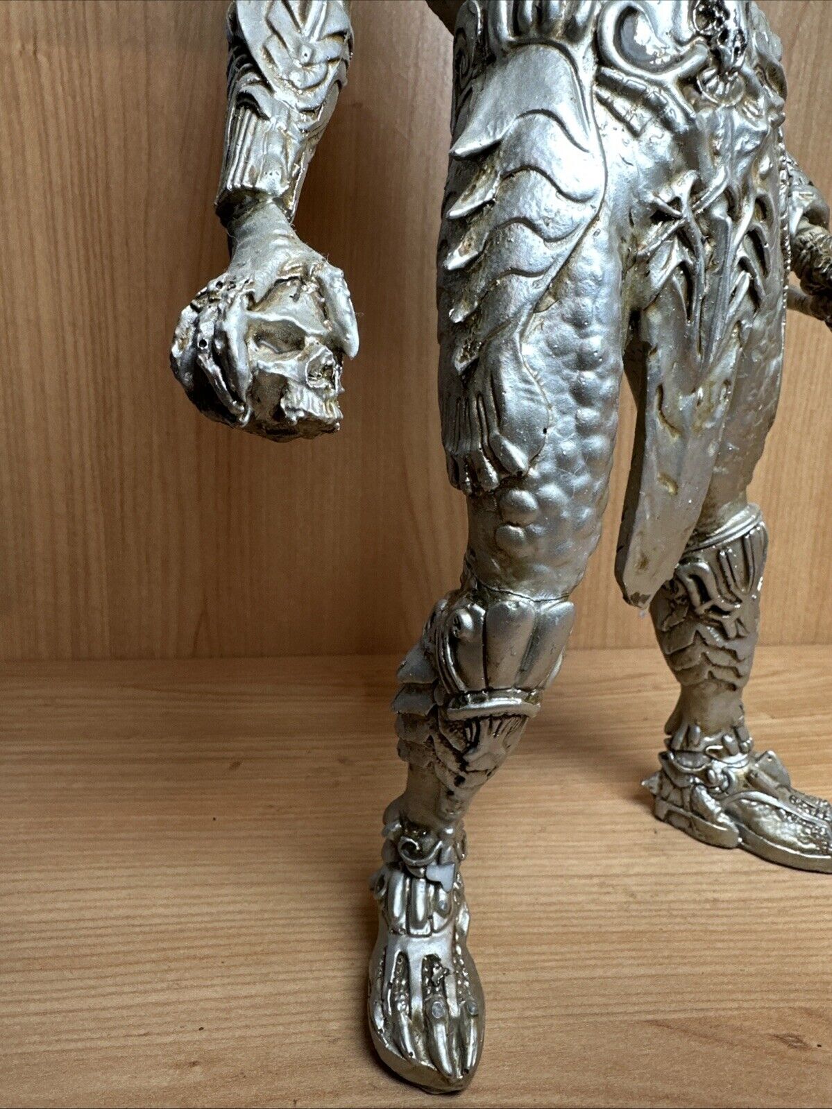 Predator Holding Axe Resin Sculpture Figure Statue Handmade Art From Comic Con