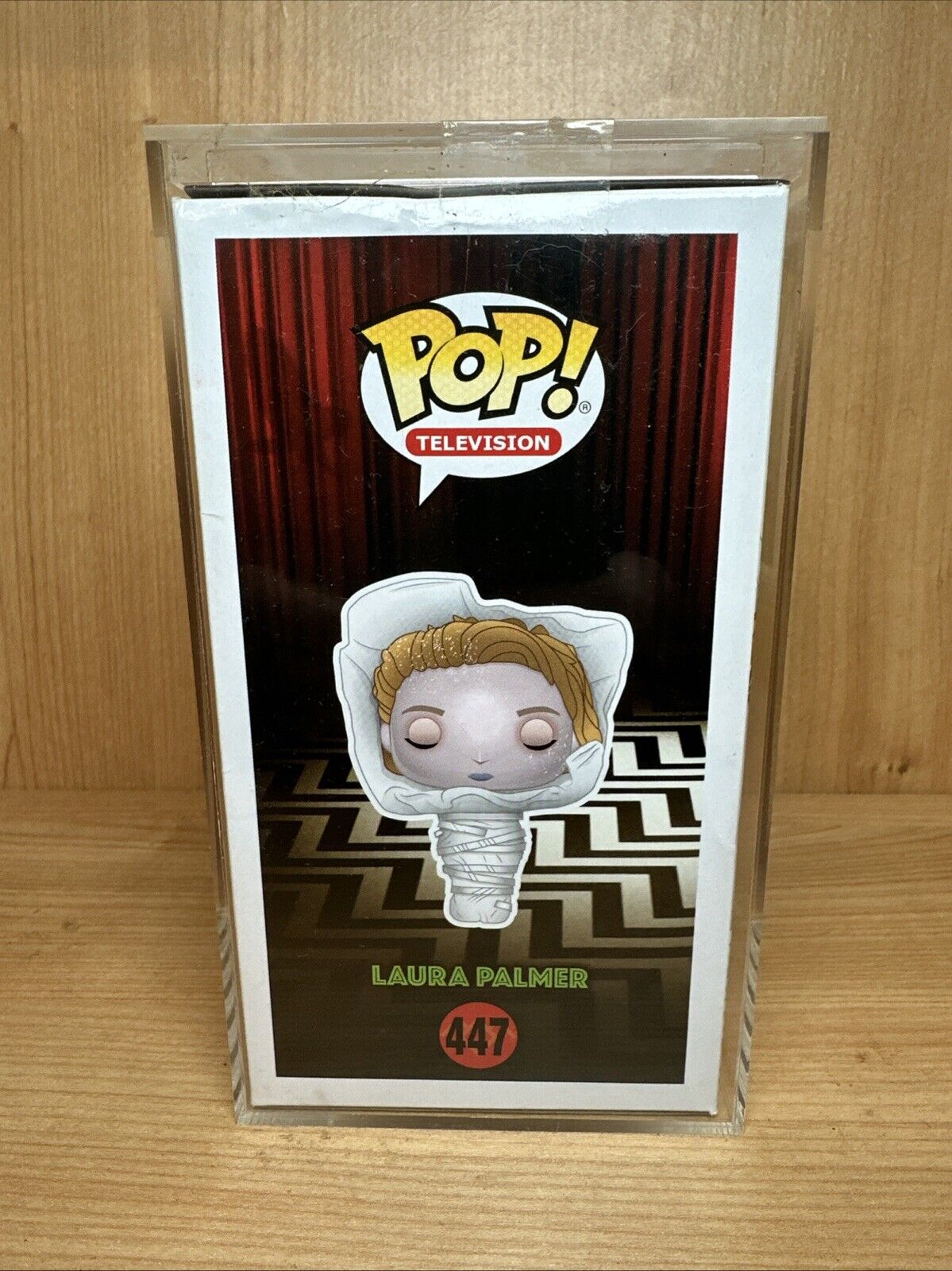 Funko Pop! TWIN PEAKS Laura Palmer Vinyl Figure #447 In Hard Case VAULTED Lynch