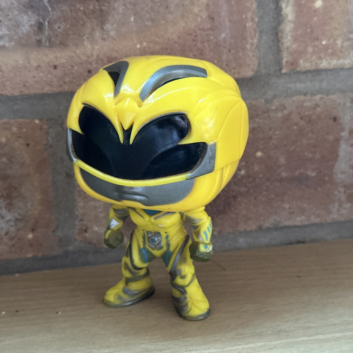 FUNKO POP VINYL #398 THE POWER RANGERS YELLOW RANGER FIGURE MOVIES SERIES0