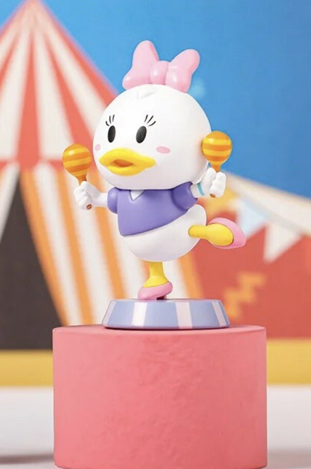 Miniso Disney Mickey & Friends ‘ Daisy Duck ‘ Mickey's Circus Series Sealed1
