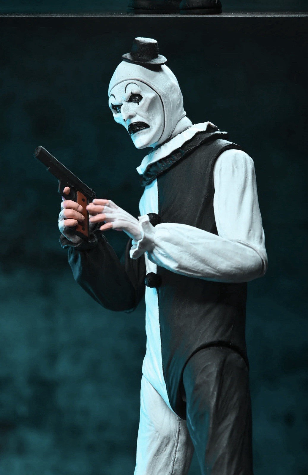 Terrifier Action Figure Ultimate Art the Clown 17 cm NECA In Stock Now