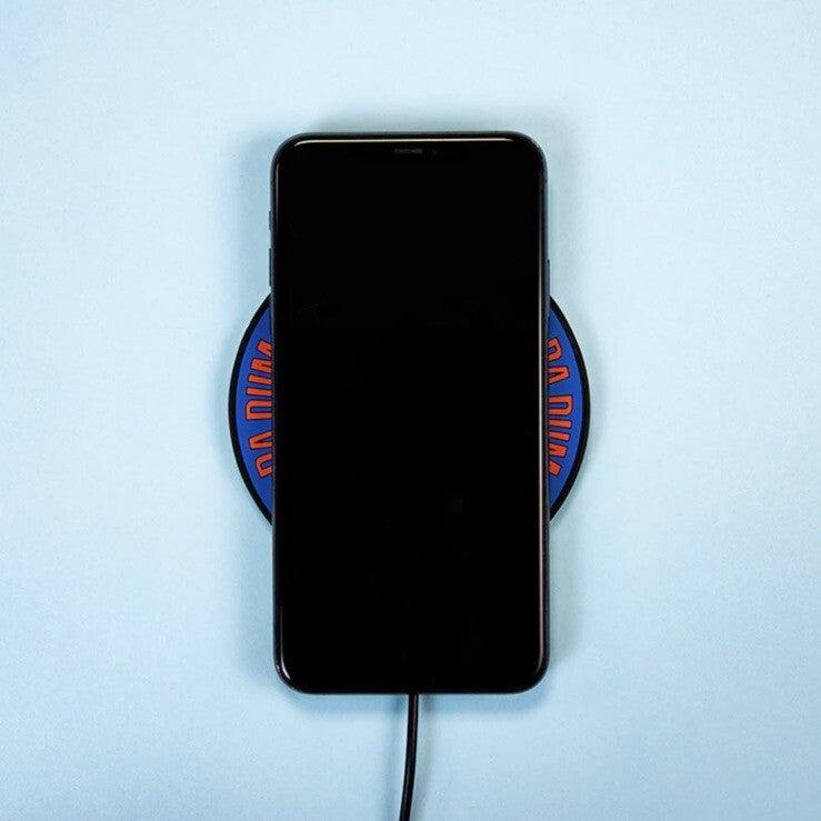 USB  Official Jaws 50 Wireless Charging Mat mobile Iphone charger 50th Movies Qi4