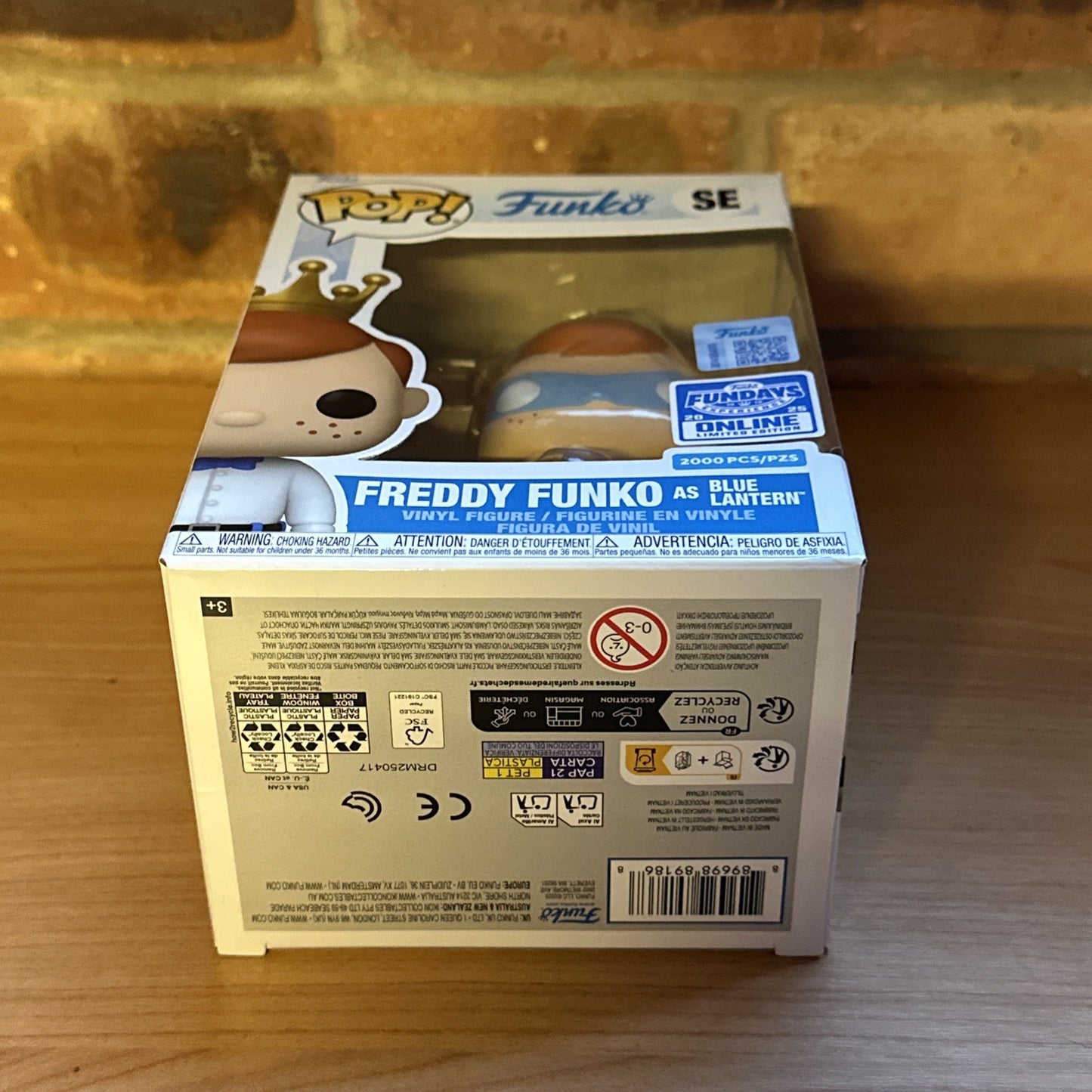 Freddy Funko As Blue Lantern Fundays 2025 Exclusive LE2000 Funko Pop W/protector
