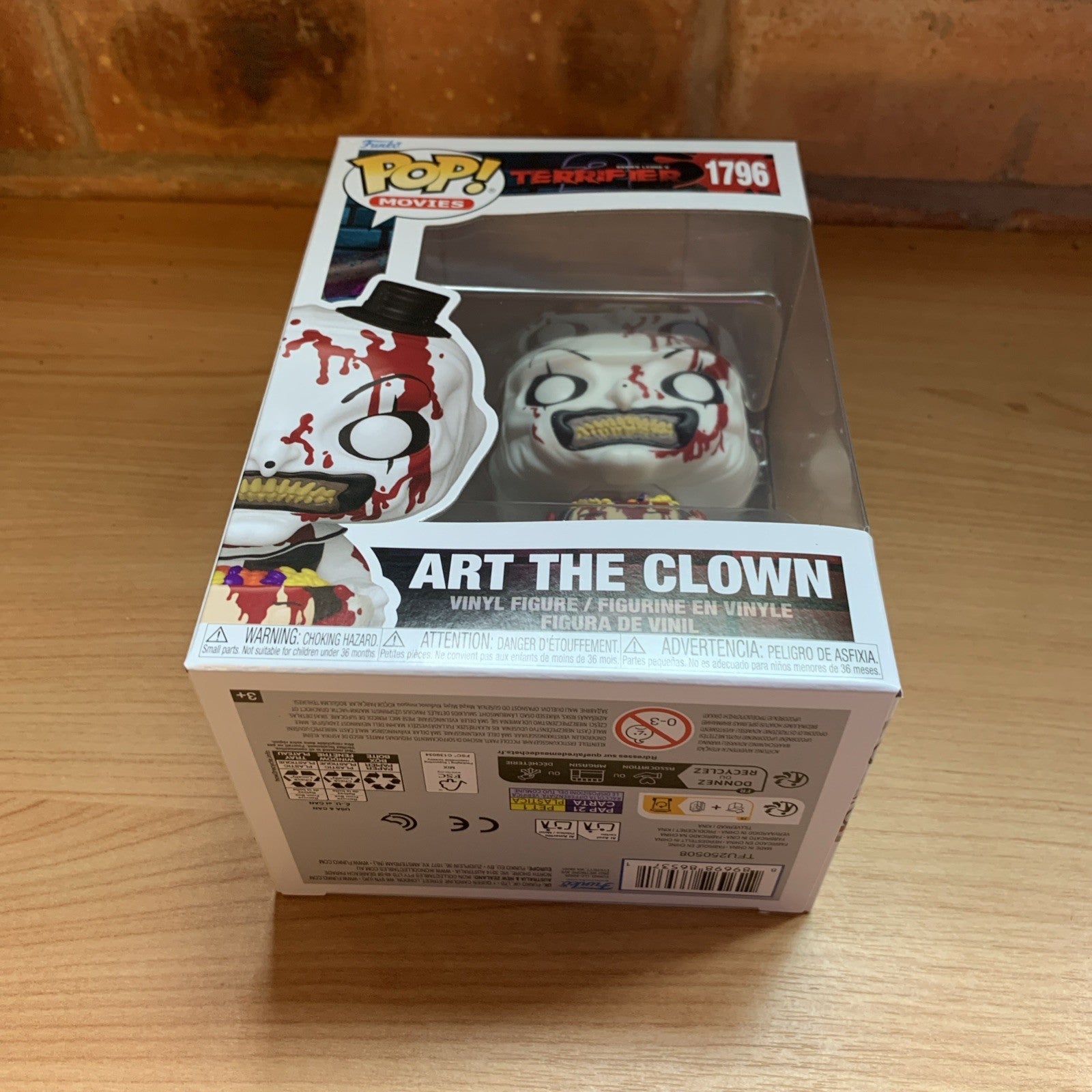 Terrifier Art the Clown with Head Funko Pop #1796 W/protector Horror In Stk NOW