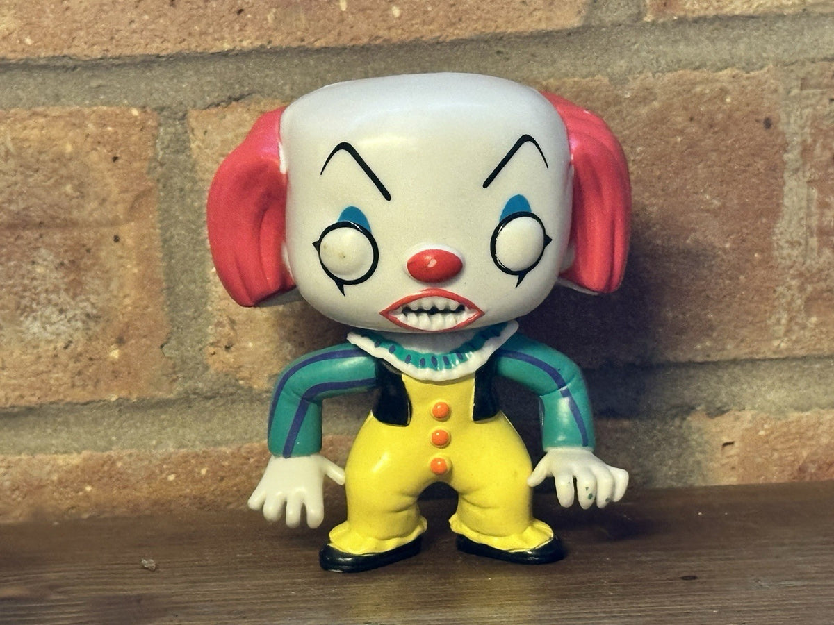 Custom Pennywise Clown Tim Curry Hard Vinyl Figure 3.75in Cult IT Movie1