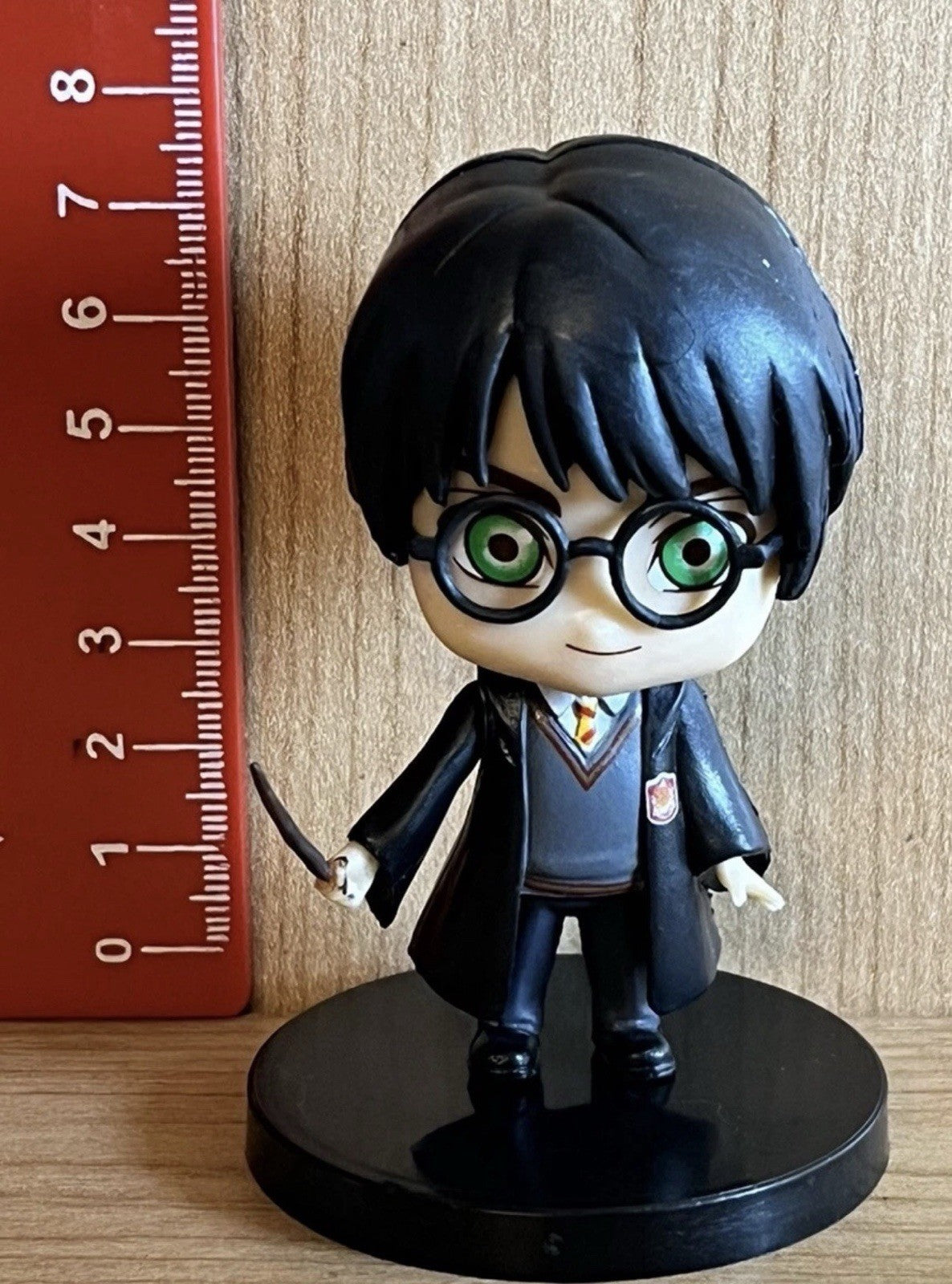 HARRY POTTER 8cm VINYL FIGURE NEW With Stand Wand Collect gift box1
