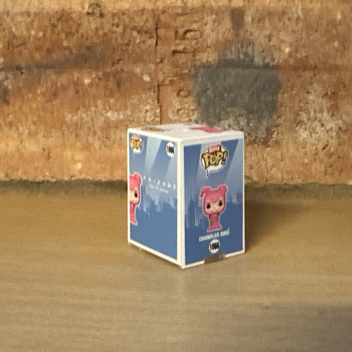 Funko Bitty Pop Friends CHANDLER BING # 1066 Pink Rabbit Dress Up Tv Gift1