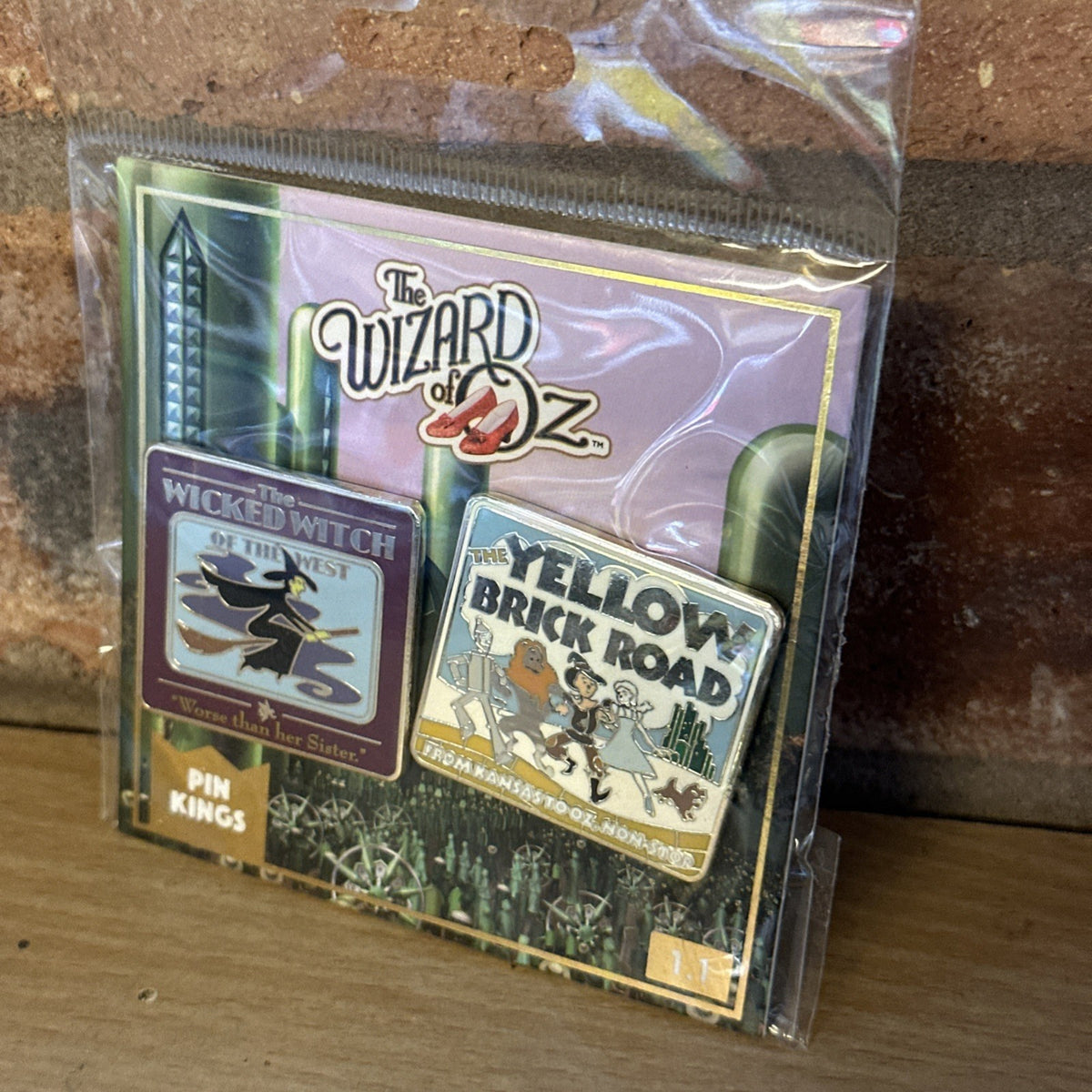  Official Wizard of Oz Wicked Witch Yellow Brick RARE 2x Pin Badges 1.1 Pin King0