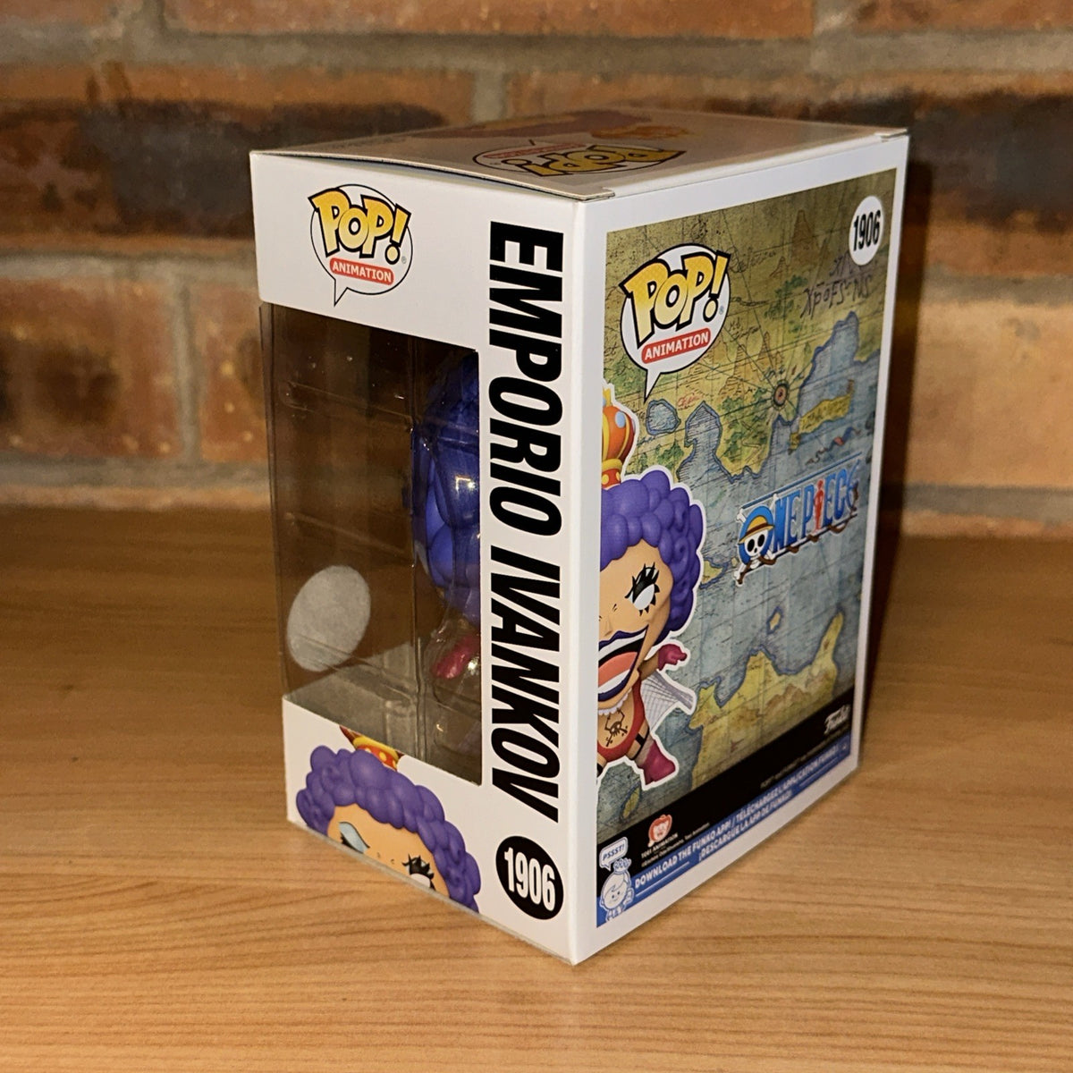 FUNKO POP! EMPORIO IVANKOV - ONE PIECE WITH POP! PROTECTOR LTD ED EXC Figure3
