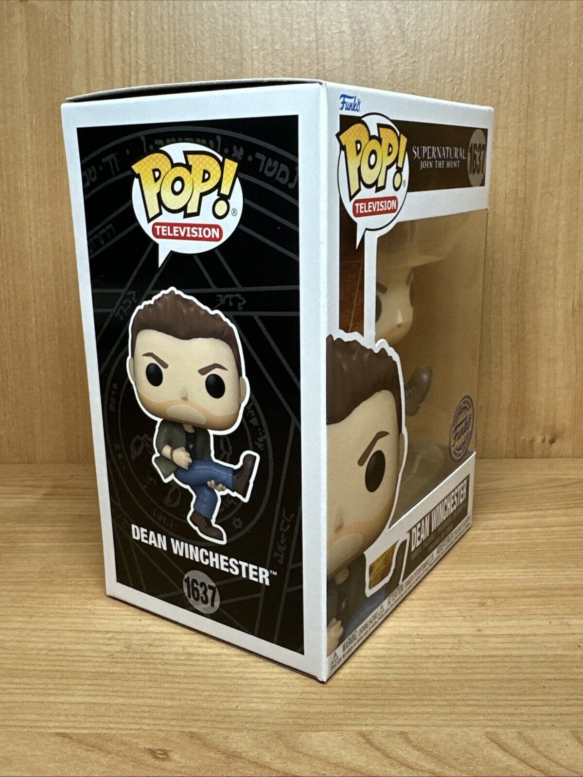 Supernatural Dean Winchester Eye of Tiger Mystery Box + 3 Exc Funko Pops #1637