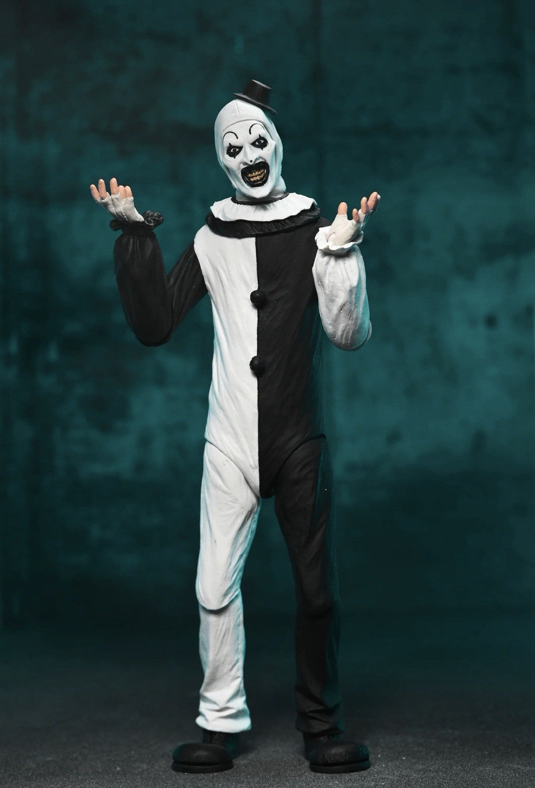 Terrifier Action Figure Ultimate Art the Clown 17 cm NECA In Stock Now