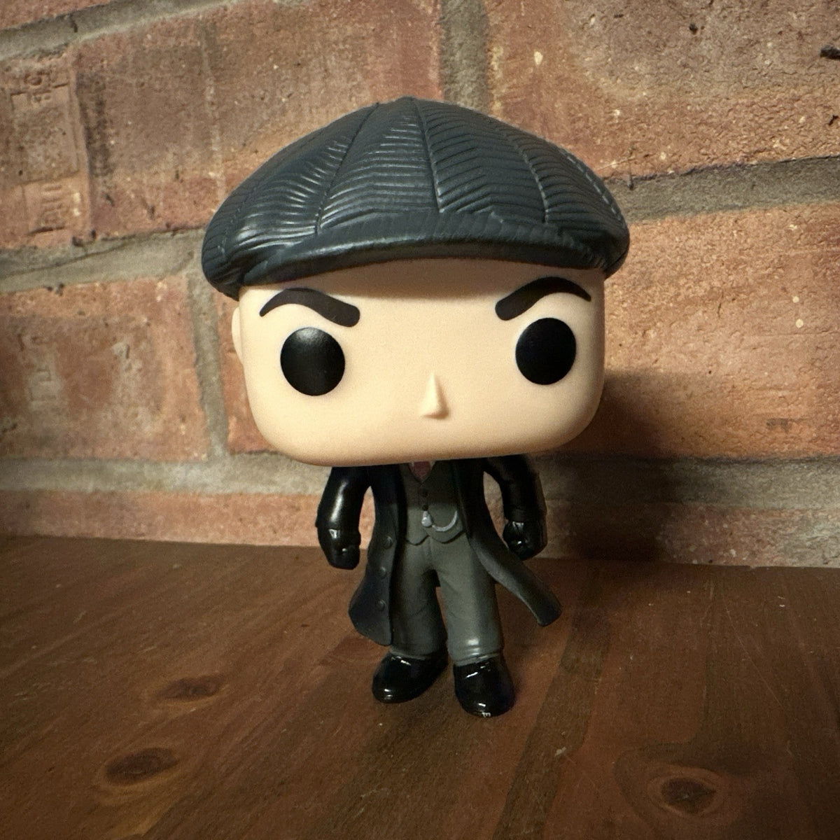 Custom Peaky Blinders Thomas Tommy Shelby Figure & Hard Display Case Movie6
