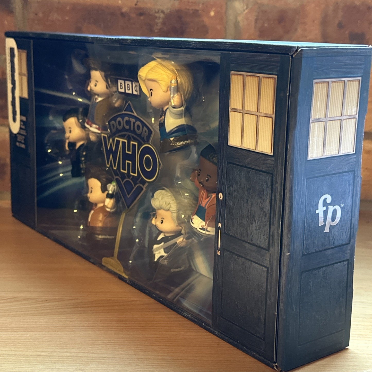 Little People Collector ~ Doctor Who Special Edition  TV 6 Docs Tardis Box